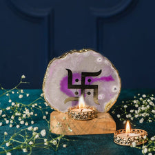 Agate Swastik Showpiece For Home Decor